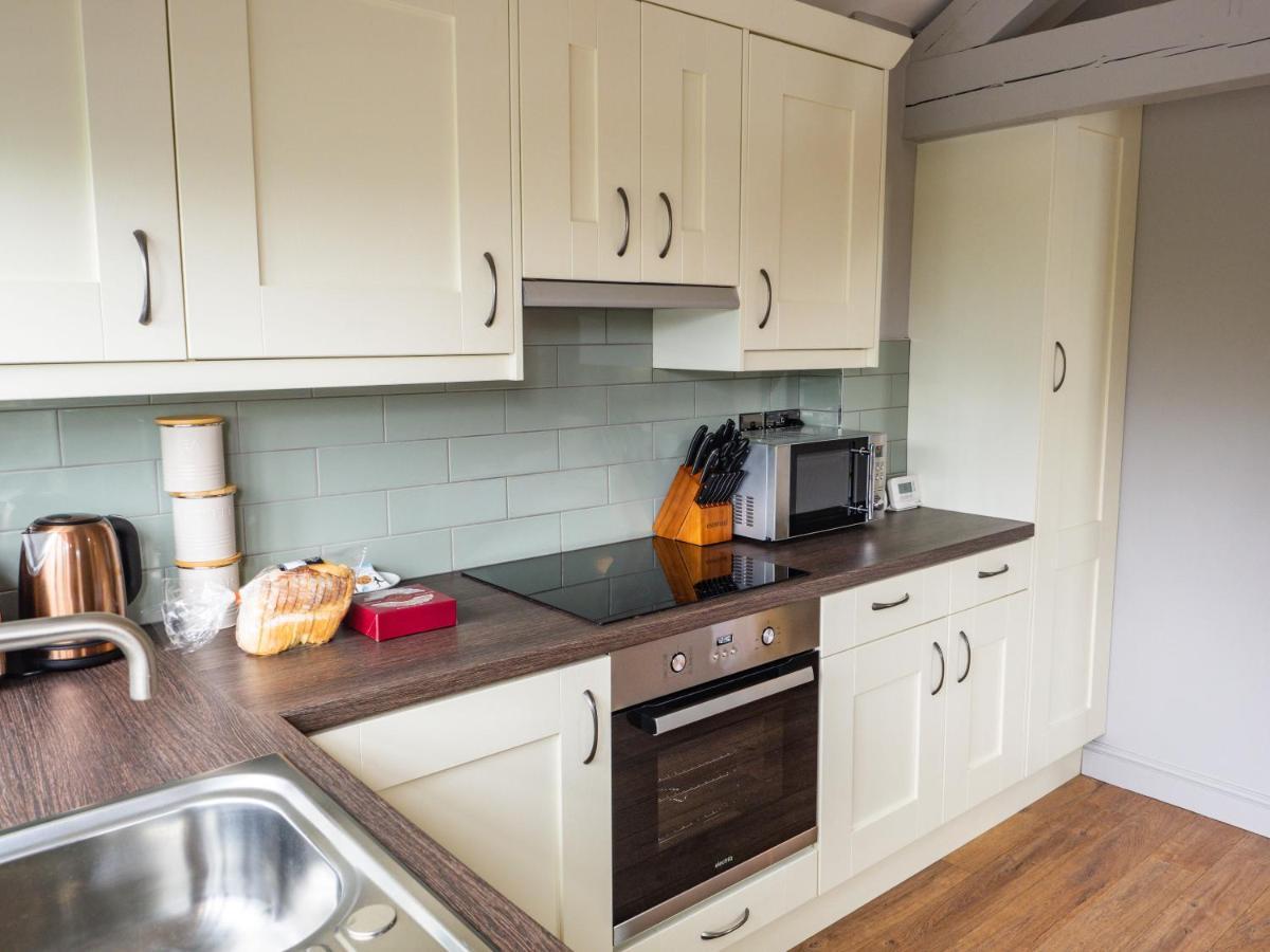 1 Bed Studio In Two Dales Near Matlock & Bakewell ภายนอก รูปภาพ